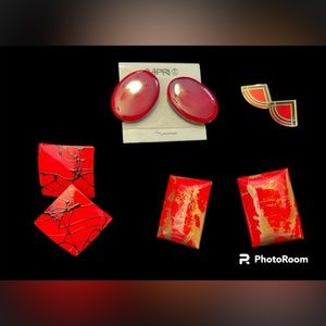 EUC. Lot of 4 Pairs Women’s Vintage Red Pierced Earrings.Various Styles & Sizes.
